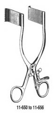 MILTEX MEYERDING Retractor, self-retaining, 1" (2.5 cm) X 2-3/8" (6.1 cm) blades. MFID: 11-650