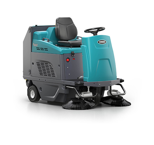 New Tennant S880 Compact Battery Ride-On Sweeper