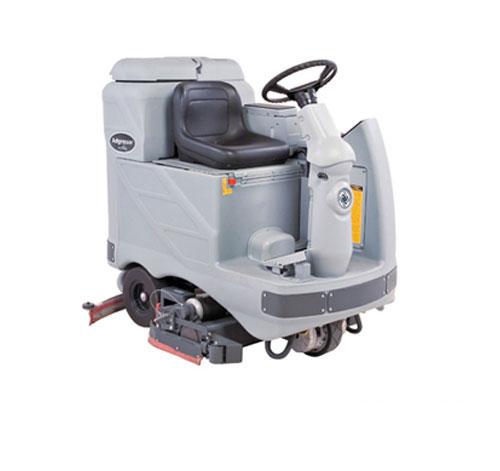 Reconditioned Advance Adgressor X3220C Rider Floor Scrubber