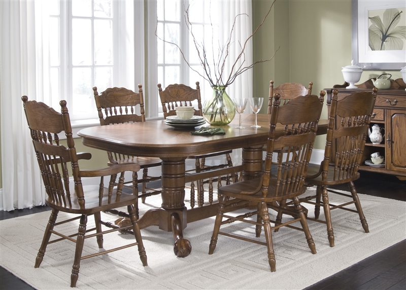 Oak world dining 2025 table and chairs