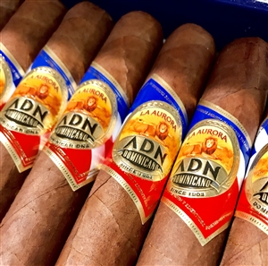 La Aurora DNA Dominicano Toro (5 Pack)