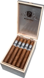 Pichardo Clasico Natural Toro - 6 1/2 x 50 (5 Pack)
