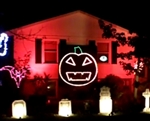 PRODUCT PHOTO: Gigantic Singing Pumpkin (7ft x 7ft)