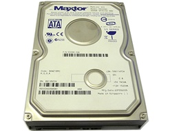 Maxtor DiamondMax 7L300S0 300GB SATA/150 7200RPM 8MB Cache Hard Drive (Pull) w/1 Year Warranty