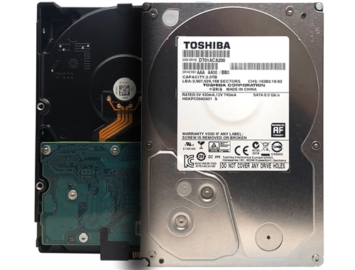 TOSHIBA DT01ACA200 2TB 7200RPM 64MB Cache SATA 6.0Gb/s 3.5" Internal Hard  Drive - 2 Year