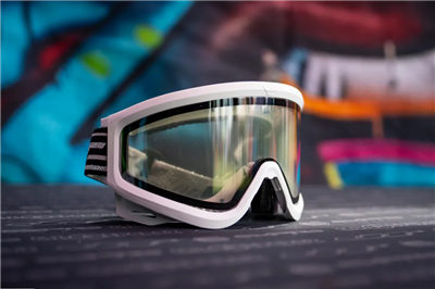 A QLS goggle frame for JT Proflex goggles.