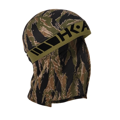 â€‹Constructed from 4-way stretch material, the Skull Wrap features a micro-mesh back back that releases heat, as well as an elastic headband absorbs, wicks, and quickly evaporates moisture to keep you cool on and off the field.
