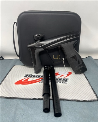 A used / pre-owned Luxe Aire electronic paintball marker.