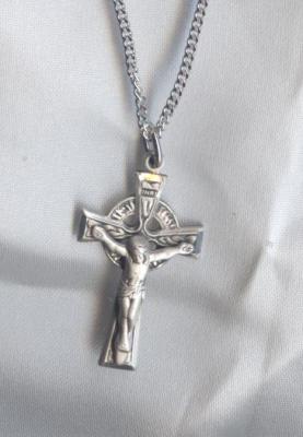 Sterling Crucifix 2.8 cm with 18'' Chain