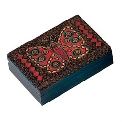 This beautiful box is made of seasoned Linden wood, from the Tatra Mountain region of Poland.  The skilled artisans of this region employ centuries old traditions and meticulous handcraftmanship to create a finished product of uncompromising quality.