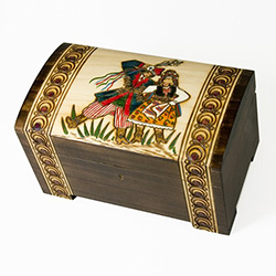 This beautiful locking box is made of seasoned Linden wood, from the Tatra Mountain region of Poland. The skilled artisans of this region employ centuries old traditions and meticulous handcraftmanship to create a finished product of uncompromising qualit