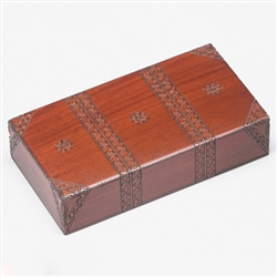 This beautiful box is made of seasoned Linden wood.