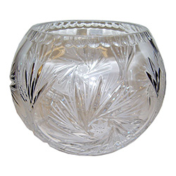 This is genuine Polish hand-cut 24% lead crystal bowl with a traditional starburst cut design.