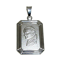 Beautiful Polish Sterling silver (.925) medallion of Pope John Paul II made in Krakow, Poland.  Engraveable on the back.