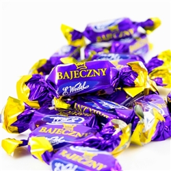 Popular Polish candy.  Bajeczny ("Fabulous in Polish) certainly lives up to its Polish name.  A mixture of peanuts, wafer crumbles and cocoa surrounded by a dark chocolate covering.  Yummy!