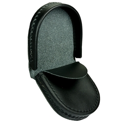 Handcrafted leather horseshoe shaped change purse.  Very popular with both men and women in Poland.  Made from the finest leather these are a perfect way to hold those spare coins.