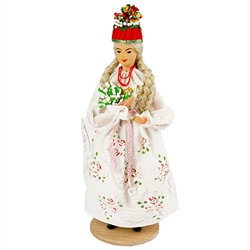 Our maiden is dressed in the traditional wedding costume from the Krakow region located in southern Poland. These dolls are perfect, clothed in authentic regional folk costumes, as certified by the Polish Ministry of Culture. These traditional Polish