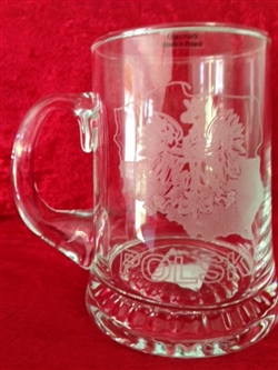 Large size mug with an engraved Polish Eagle design on the map of Poland.  Made in Poland by skilled craftsmen.