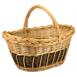 Poland is famous for hand made willow baskets. This is a tradition in areas of the country where willow grows wild and is very much a village and family industry. Beautifully crafted and sturdy, these baskets can last a generation. Perfect for Easter