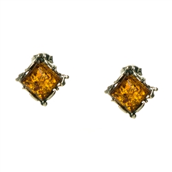 Gorgeous Baltic Amber square stud earrings surrounded with a ring of Sterling Silver leaves.