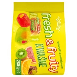 Fresh & Fruity is ideal for fans of original and unique flavors. This new series features jellies in four sour flavors: cola and grapefruit stuffed with lemon and kiwi and lemon with raspberry filling. Delicious!