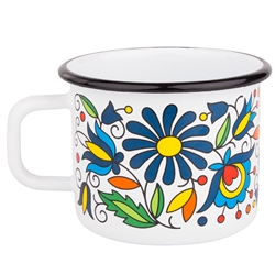 Enameled mugs are a return to your roots. Every grandmother had or even still has enamel pots because they are very durable.  Decorated in a traditional Kashubian floral pattern.