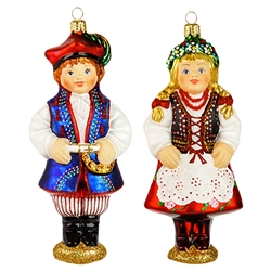 Exquisitely detailed Krakow boy and girl ornament set. The Krakow costume is considered to be the national folk costume of Poland.  Size approx. 5.5" x 2.25" x 1.5" .
Made In Poland.
