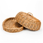 Poland is famous for hand made willow baskets. This is a tradition in areas of the country where willow grows wild and is very much a village and family industry. Beautifully crafted and sturdy, these baskets can last a generation. Perfect for the kitchen