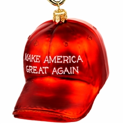 Supporters of President Trump will love this ornament.  Size approx 3" x 3" x 4".
Made in Poland.