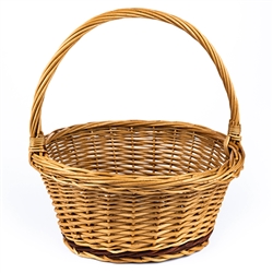 Poland is famous for hand made willow baskets. This is a tradition in areas of the country where willow grows wild and is very much a village and family industry. Beautifully crafted and sturdy, these baskets can last a generation. Perfect for Easter, pic