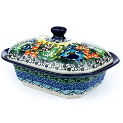 Polish Pottery 7" personal Covered Baker. Hand made in Poland. Pattern U4591 designed by Teresa Liana.