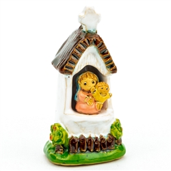 The Polish countryside is home to numerous wayside religious shrines.
Here is our artist's delightful rendition of one dedicated to Mary and Child. Hand made and painted by Polish folk artists Anna and Rajmund Kicman.