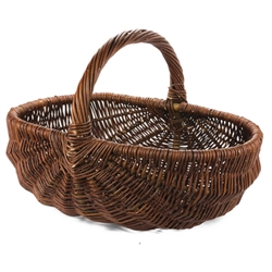 Poland is famous for hand made willow baskets.  This is a tradition in areas of the country where willow grows wild and is very much a village and family industry.  Beautifully crafted and sturdy, these baskets can last a generation.  Perfect for Easter,