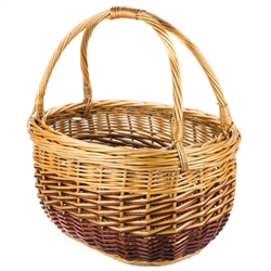 Poland is famous for hand made willow baskets. This is a tradition in areas of the country where willow grows wild and is very much a village and family industry. Beautifully crafted and sturdy, these baskets can last a generation. Perfect for Easter,