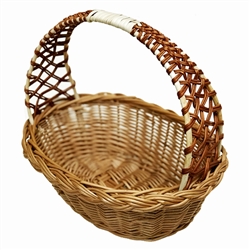 Poland is famous for hand made willow baskets.  This is a tradition in areas of the country where willow grows wild and is very much a village and family industry.  Beautifully crafted and sturdy, these baskets can last a generation.  Perfect for Easter,