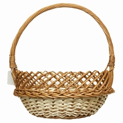 Poland is famous for hand made willow baskets.  This model is a beautifully woven using both whole and split willow, a braided edge and a lattice rim.  Beautifully crafted and sturdy, these baskets can last a generation.  Perfect for Easter,