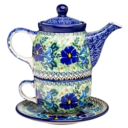 Polish Pottery 16 oz. Personal Teapot Set. Hand made in Poland. Pattern U2390 designed by Teresa Andrukiewicz.