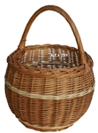 Poland is famous for hand made willow baskets.  This is a tradition in areas of the country where willow grows wild and is very much a village and family industry.  Beautifully crafted and sturdy, these baskets can last a generation.  Perfect for Easter,