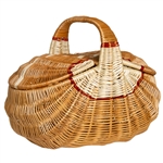 Poland is famous for hand made willow baskets.  This is a tradition in areas of the country where willow grows wild and is very much a village and family industry.  Beautifully crafted and sturdy, these baskets can last a generation.  Perfect for Easter,