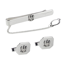 A set of chrome plated cufflinks with the image of an eagle of the Polish Army. An elegant addition to your wardrobe. A great gift idea for soldiers and veterans. The set includes: tie clip and shirt cufflinks.  Made In Poland