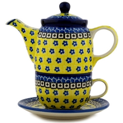 Polish Pottery 16 oz. Personal Teapot Set. Hand made in Poland and artist initialed.