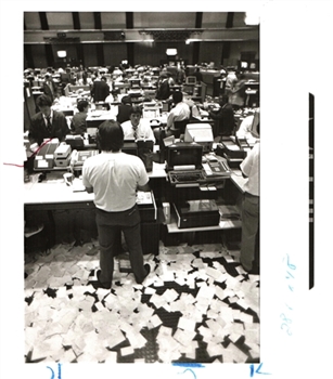 Chicago Tribune Photo Archive – Midwest Stock Exchange The Final Moments