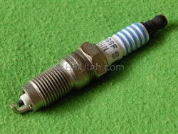 Land Rover LR3 V6 Spark Plugs LR000604