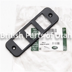 Defender Dash Switch Mounting Trim Panel MTC2640