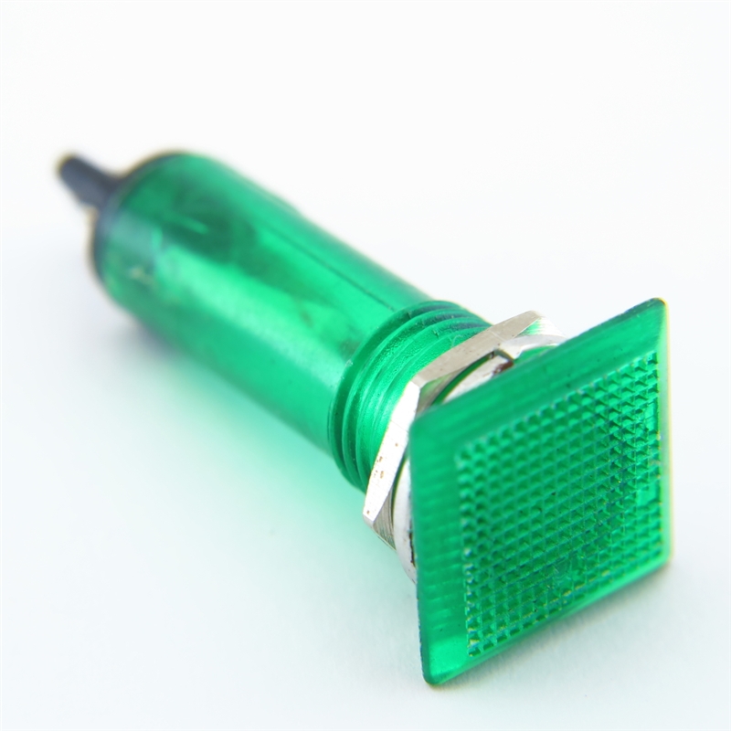 PACK OF 10 YuCo YC-9TRL-6G-220-N-10 GREEN NEON 9MM 220V AC/DC