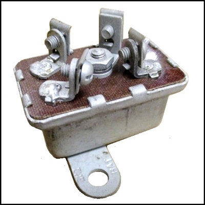 NOS PN 1113099 - HRL4101 horn relay for 1946-56 Dodge civilian Power Wagons with 6-volt electrical systems