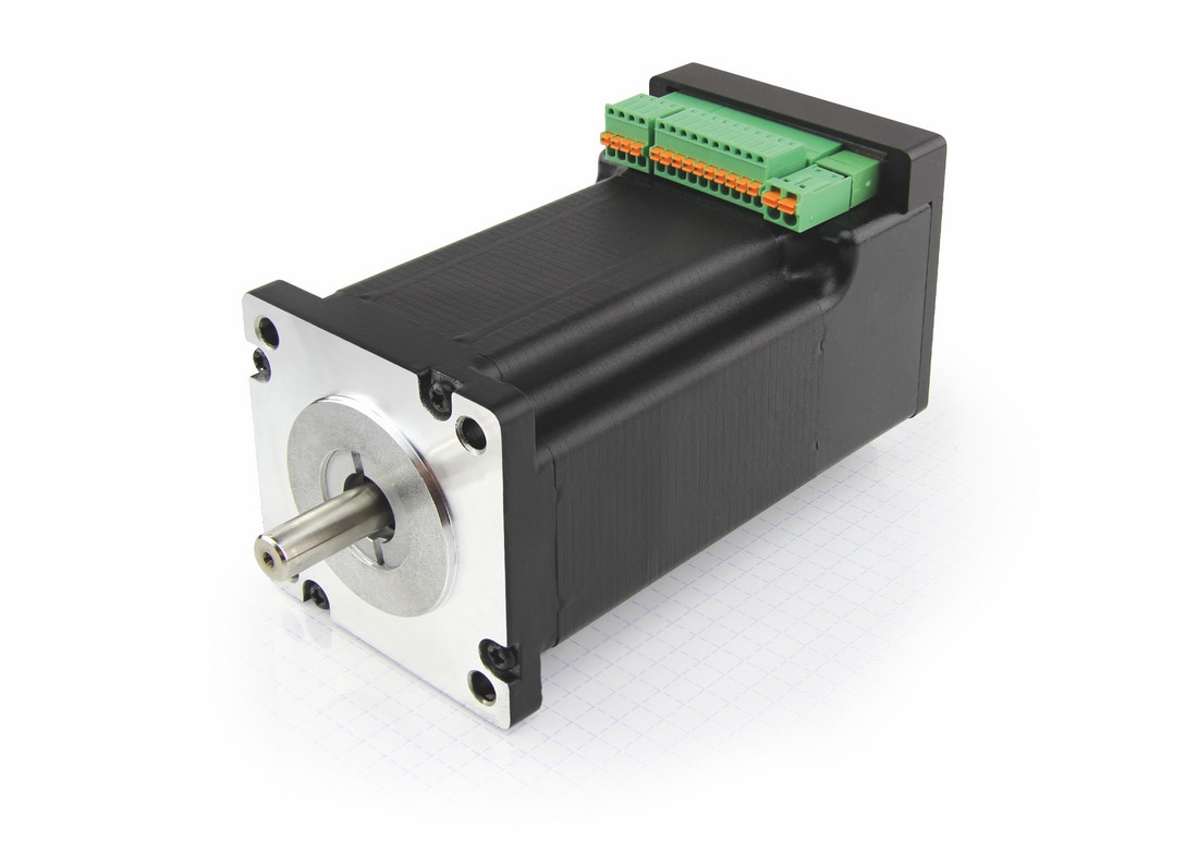STEPPER MOTOR WITH INTEGRATED CONTROLLER