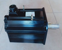 Yaskawa: Servomotor SGMGH-1AACA61