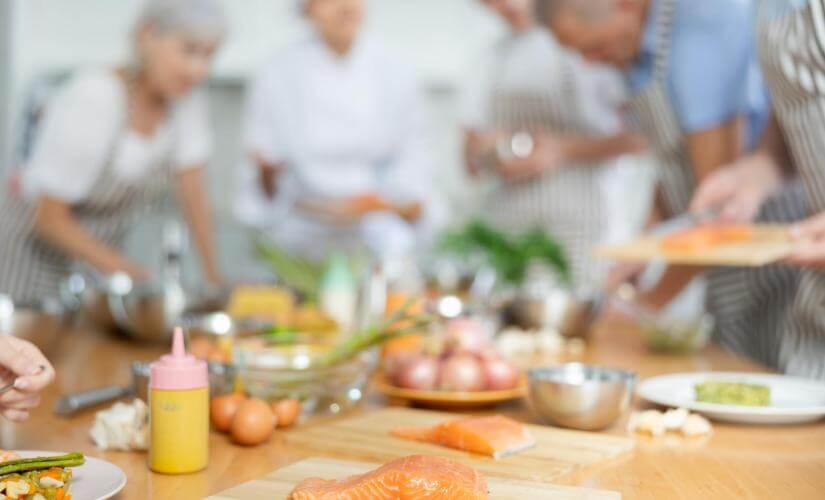 Small Group Ketchikan Salmon Cooking Class and Dining Experience