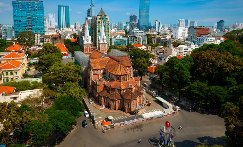 Best of Ho Chi Minh City from Phu My,  the Reunification Palace, Presidential Palace, Twin Towers of the Notre Dame Cathedral, Le Cong Kieu Antique Street, Cao Dai Temple,